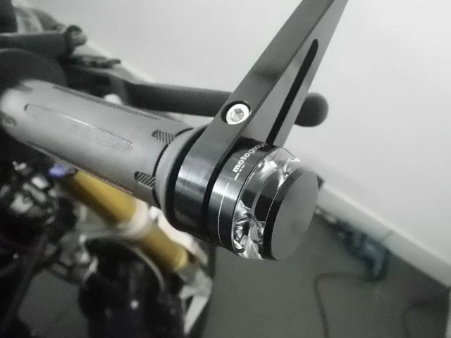 Bar End LED Indicator m-Blaze Disc Black - Image 4