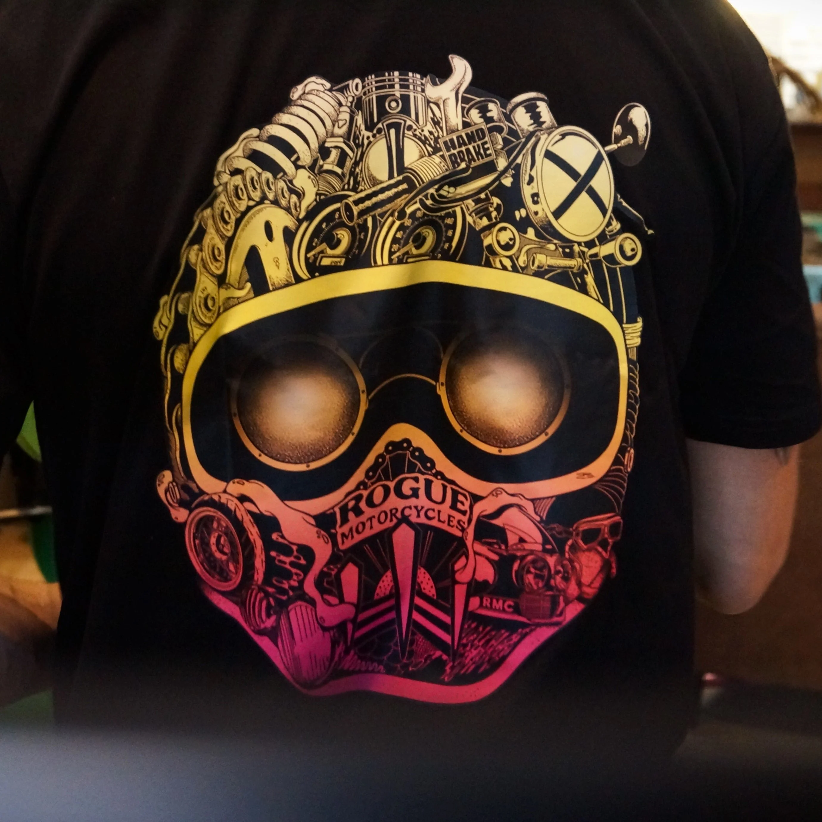 RogueFace Tee - Image 4